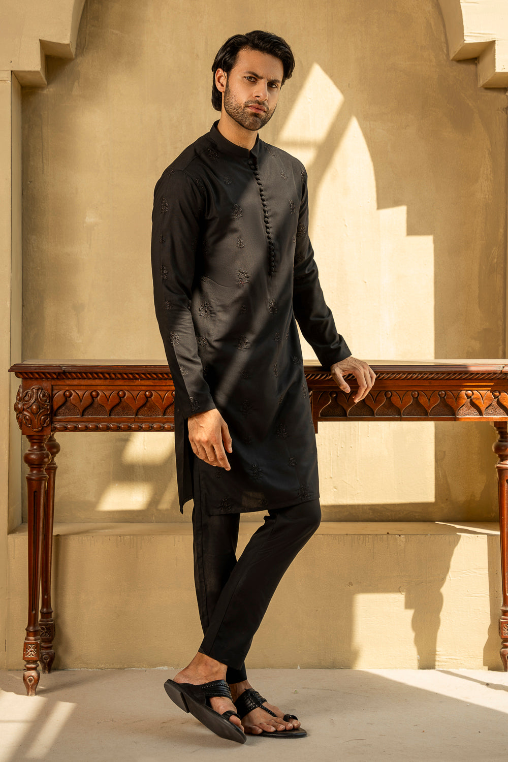 Black Embroidered Kurta Pajama