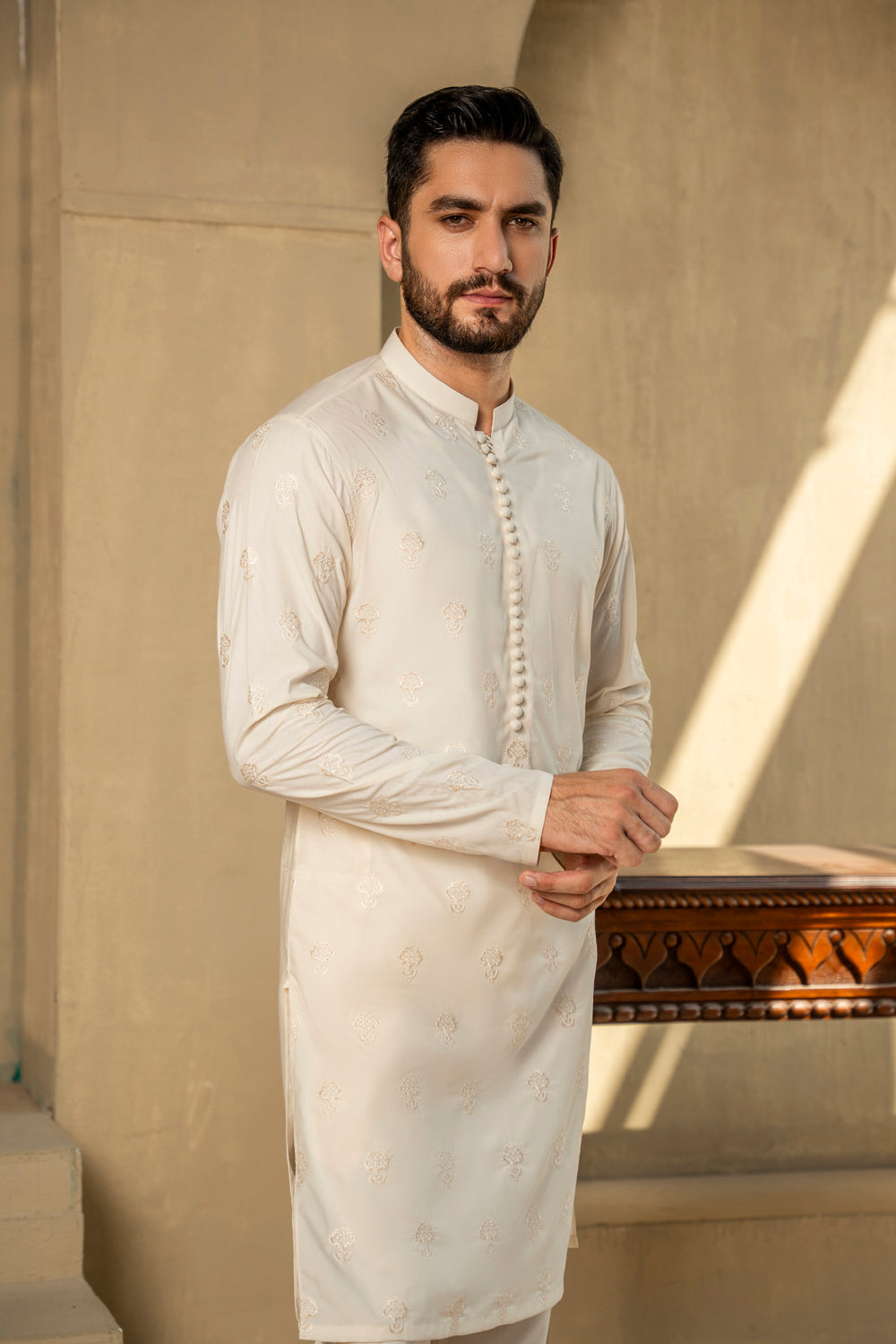 Boski Embroidered Kurta Pajama