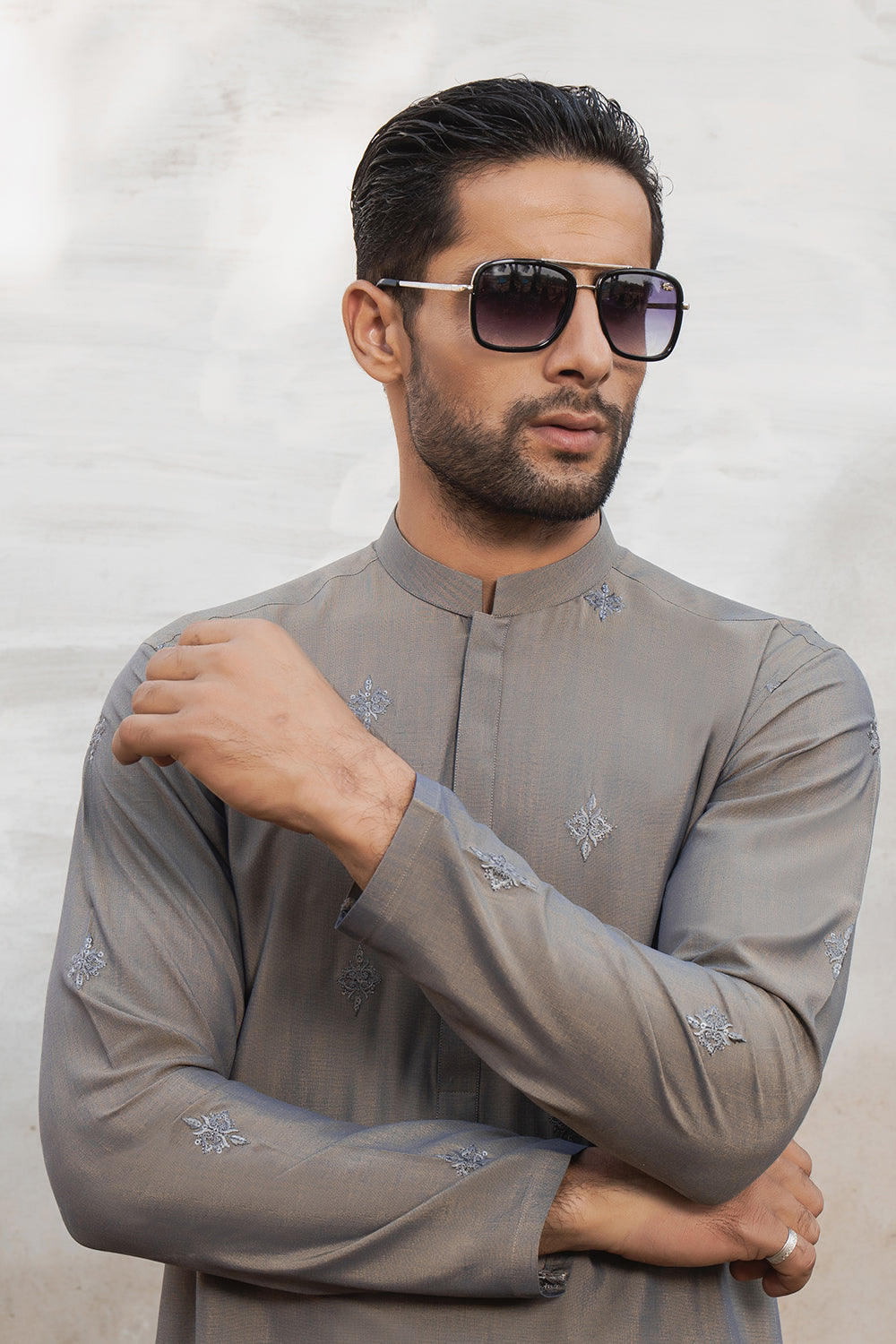 TAUPE GOLD EMBROIDERED KURTA PAJAMA