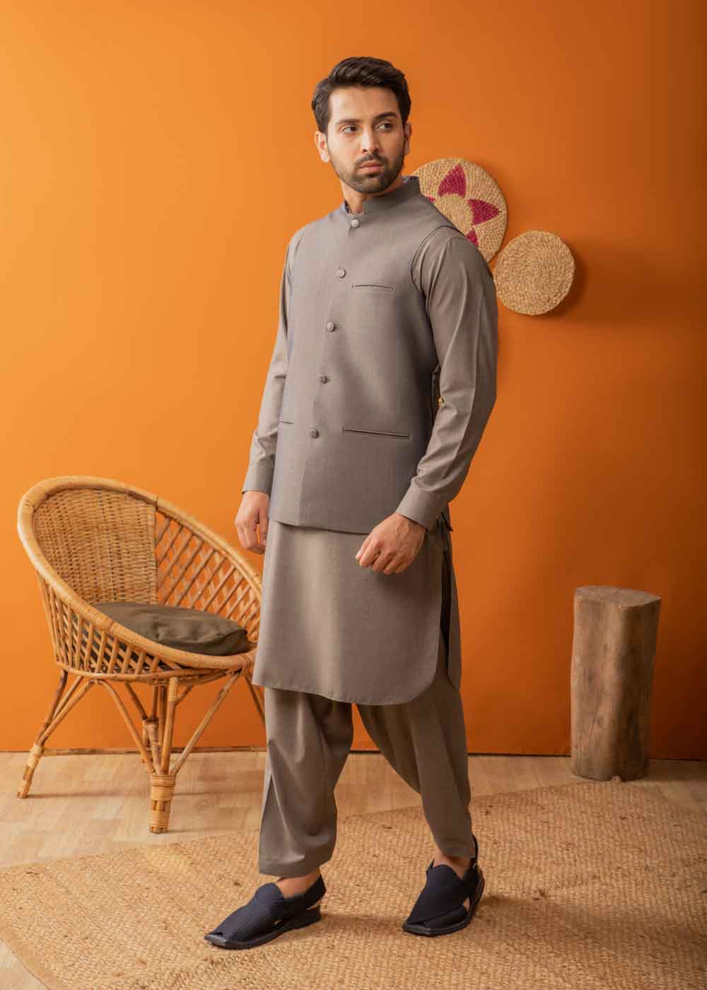 METALLIC GOLD  WAISTCOAT